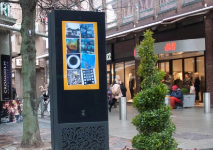 Zytronic and iMotion's interactive info kiosk, helsingborg