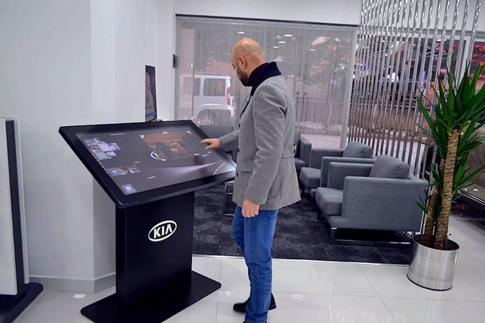 Zytronic Touch technology being used at Kia